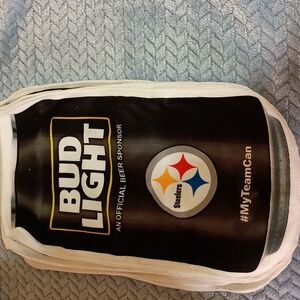 Medium sized Budlitght towels 🏈🏈🏈